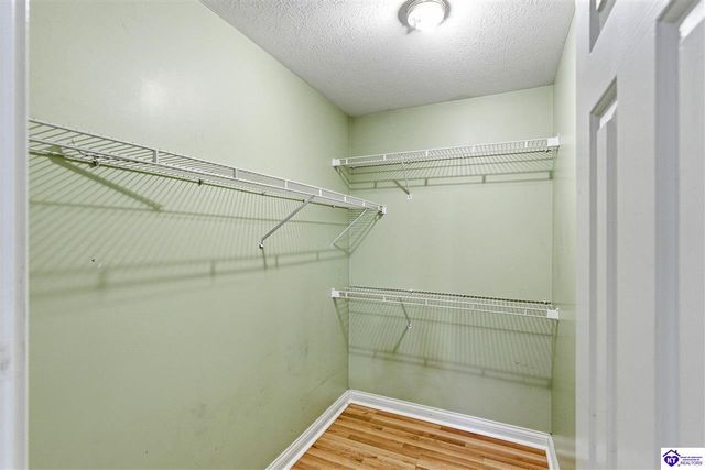 1516 Yorkshire Drive, Elizabethtown, KY 42701