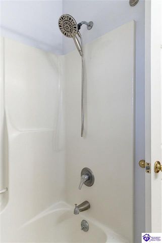 1516 Yorkshire Drive, Elizabethtown, KY 42701