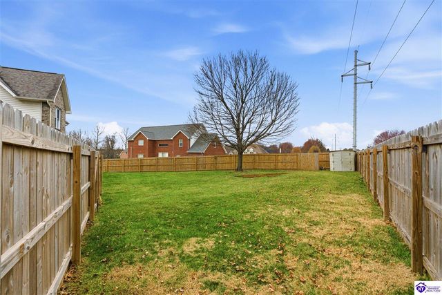 1516 Yorkshire Drive, Elizabethtown, KY 42701