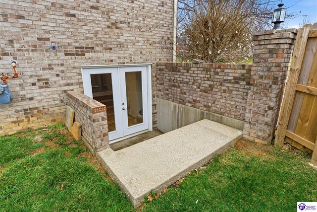 1516 Yorkshire Drive, Elizabethtown, KY 42701