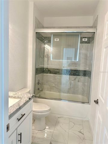 17271 E PEGGY AVE. AVENUE, Mount Dora, FL 32757