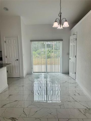 17271 E PEGGY AVE. AVENUE, Mount Dora, FL 32757