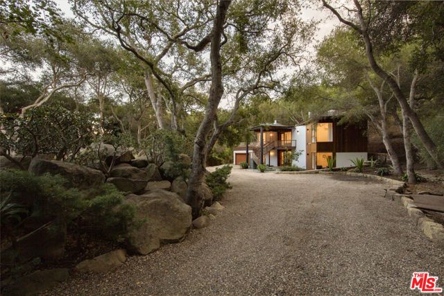 2815 E Valley Road, Montecito, CA 93108