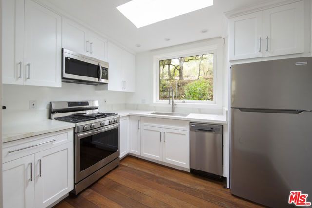 2815 E Valley Road, Montecito, CA 93108