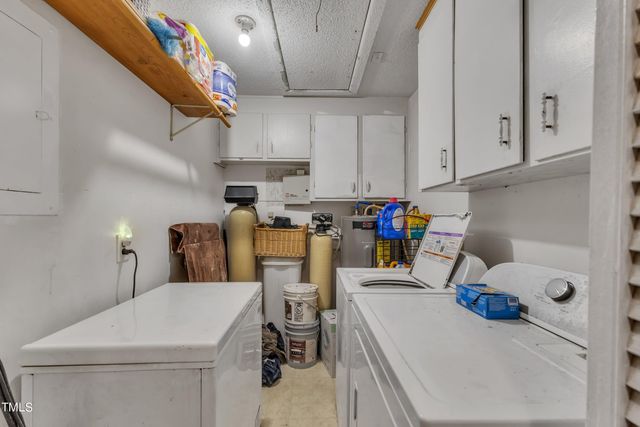 725 Colonial Drive, Raleigh, NC 27603