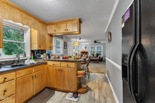 725 Colonial Drive, Raleigh, NC 27603