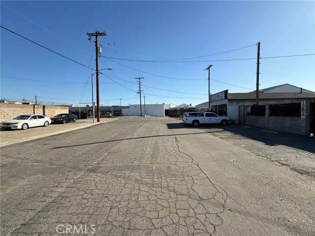 1284 E 3rd, Pomona, CA 91766