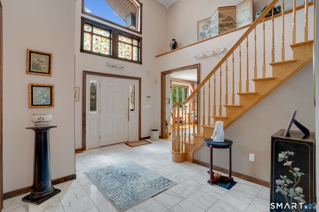 7 Regency Drive, North Haven, CT 06473