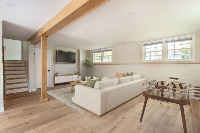 10 Knollwood Dr, Mattapoisett, MA 02739