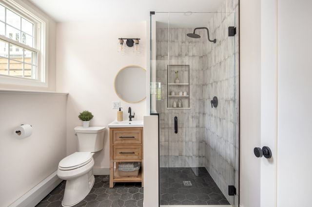 10 Knollwood Dr, Mattapoisett, MA 02739