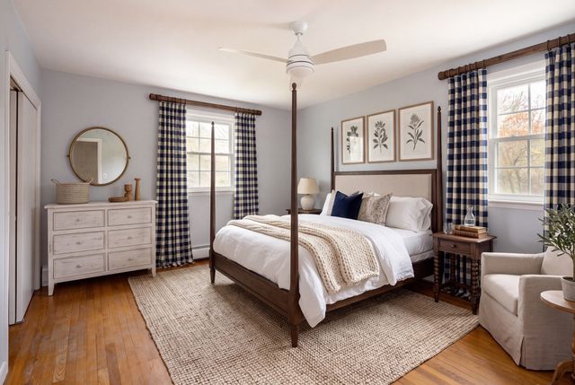 10 Knollwood Dr, Mattapoisett, MA 02739