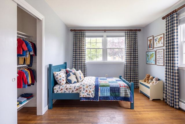 10 Knollwood Dr, Mattapoisett, MA 02739