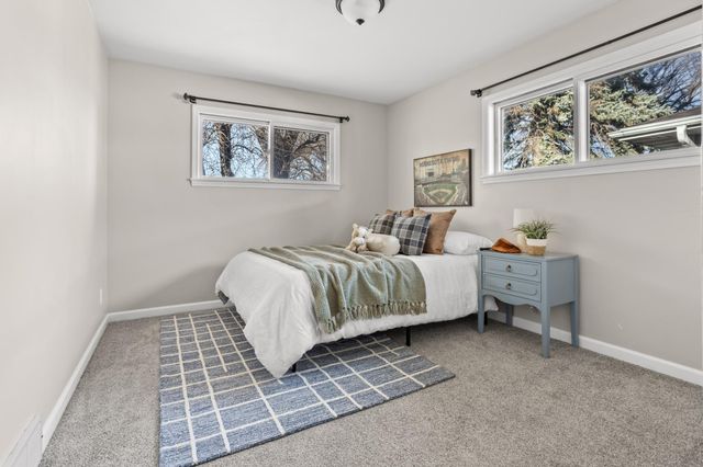 1708 3rd Street S, Moorhead, MN 56560