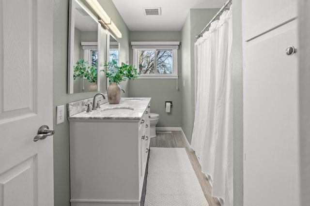 1708 3rd Street S, Moorhead, MN 56560