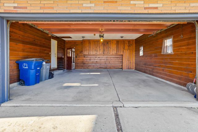 1708 3rd Street S, Moorhead, MN 56560