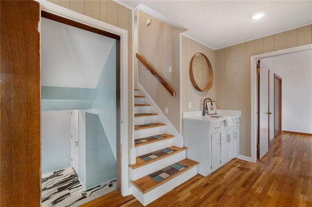 131 Seneca Lane, Lake Winnebago, MO 64034