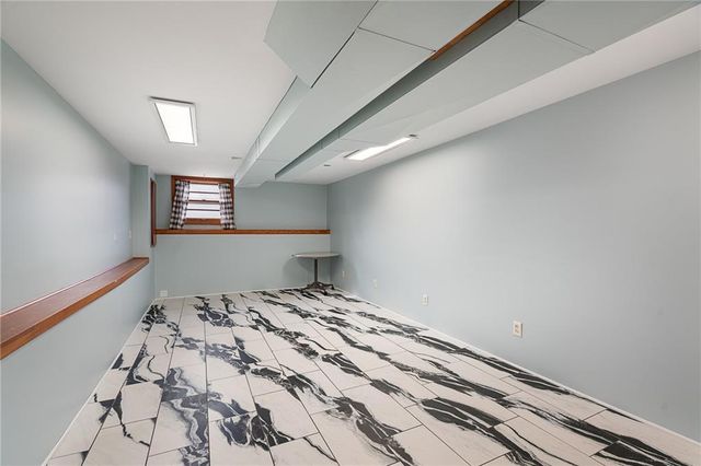 131 Seneca Lane, Lake Winnebago, MO 64034