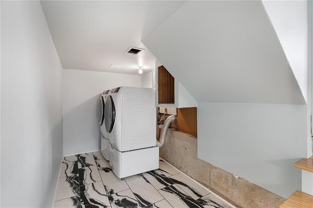 131 Seneca Lane, Lake Winnebago, MO 64034