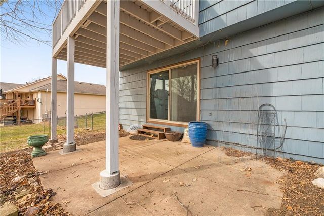 131 Seneca Lane, Lake Winnebago, MO 64034