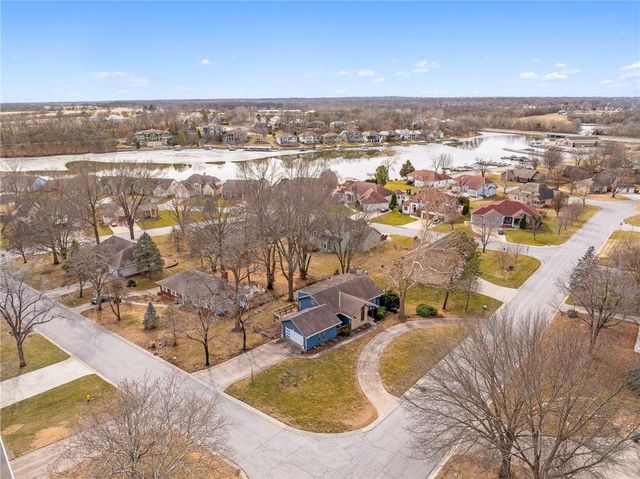 131 Seneca Lane, Lake Winnebago, MO 64034