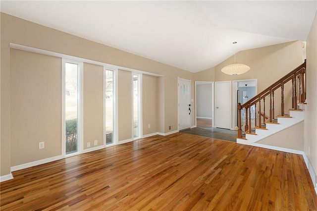 131 Seneca Lane, Lake Winnebago, MO 64034