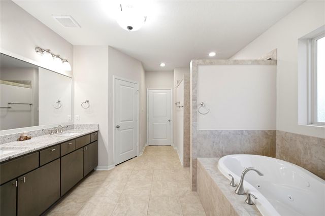12416 County Road 201, Plantersville, TX 77363