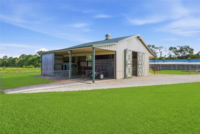 12416 County Road 201, Plantersville, TX 77363