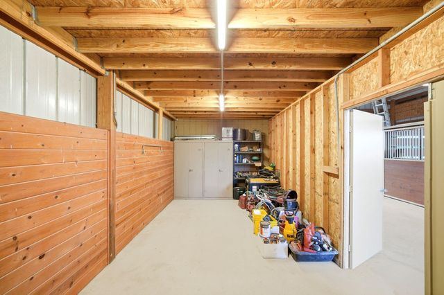 12416 County Road 201, Plantersville, TX 77363