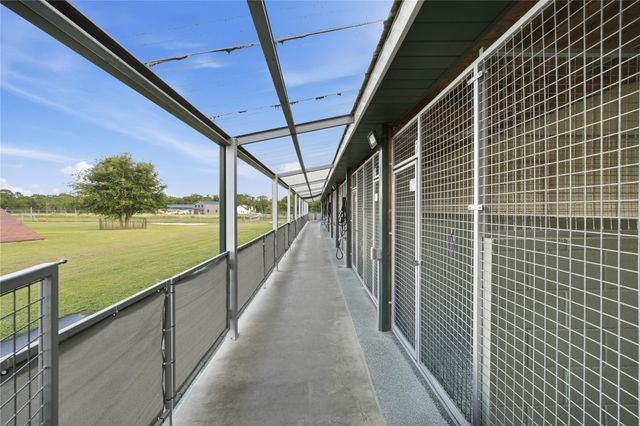 12416 County Road 201, Plantersville, TX 77363