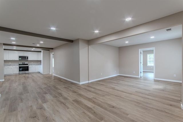 635 Harbert Dr, Savannah, TN 38372