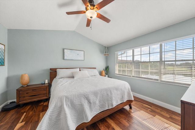 10811 INDIAN HILLS COURT 42, Seminole, FL 33777