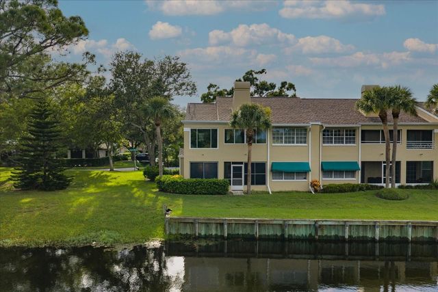 10811 INDIAN HILLS COURT 42, Seminole, FL 33777