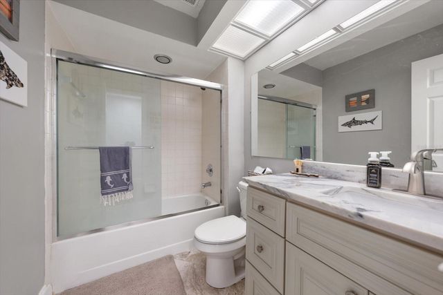 10811 INDIAN HILLS COURT 42, Seminole, FL 33777