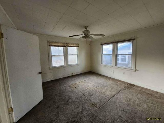 712 St Louis Avenue, Excelsior Springs, MO 64024