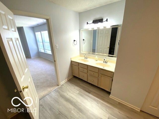 15093 Porchester Drive, Noblesville, IN 46062