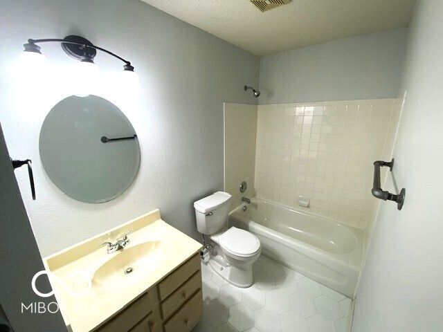 15093 Porchester Drive, Noblesville, IN 46062