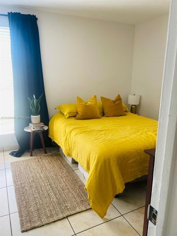 10393 N Kendall Drive U6, Miami, FL 33176