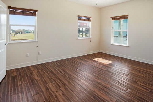 919 Mary Ann, Crystal Beach, TX 77650