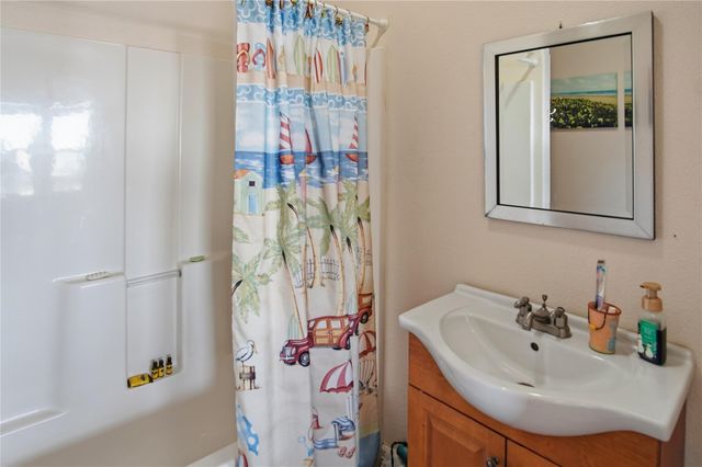 919 Mary Ann, Crystal Beach, TX 77650