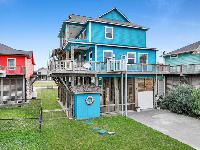 919 Mary Ann, Crystal Beach, TX 77650