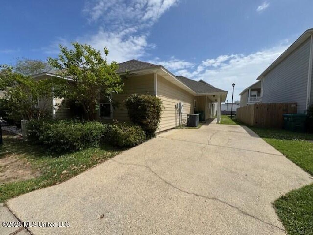 1334 Tropical Cove, Gulfport, MS 39507