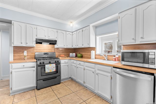 608 E Mulberry, San Antonio, TX 78212