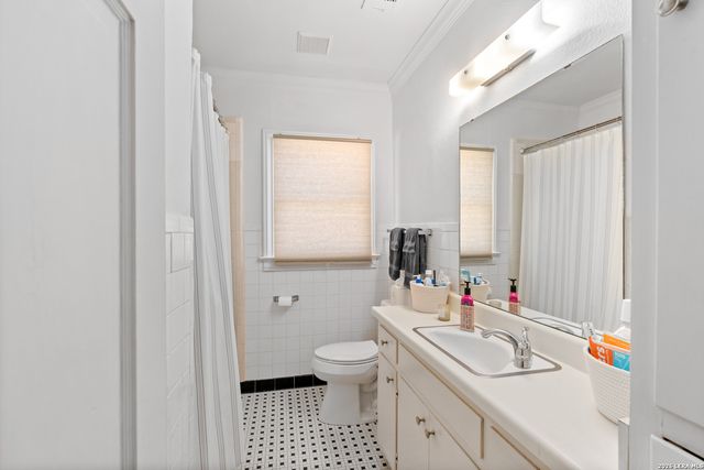608 E Mulberry, San Antonio, TX 78212