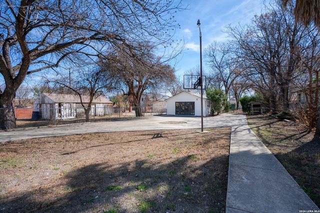 608 E Mulberry, San Antonio, TX 78212