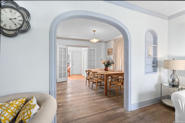 608 E Mulberry, San Antonio, TX 78212