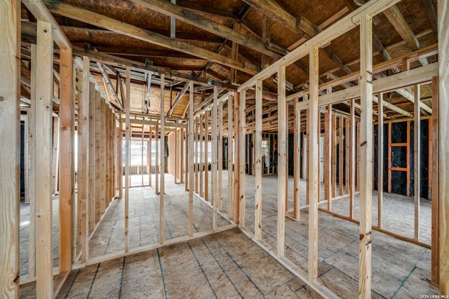 630 E Ireland, Seguin, TX 78155