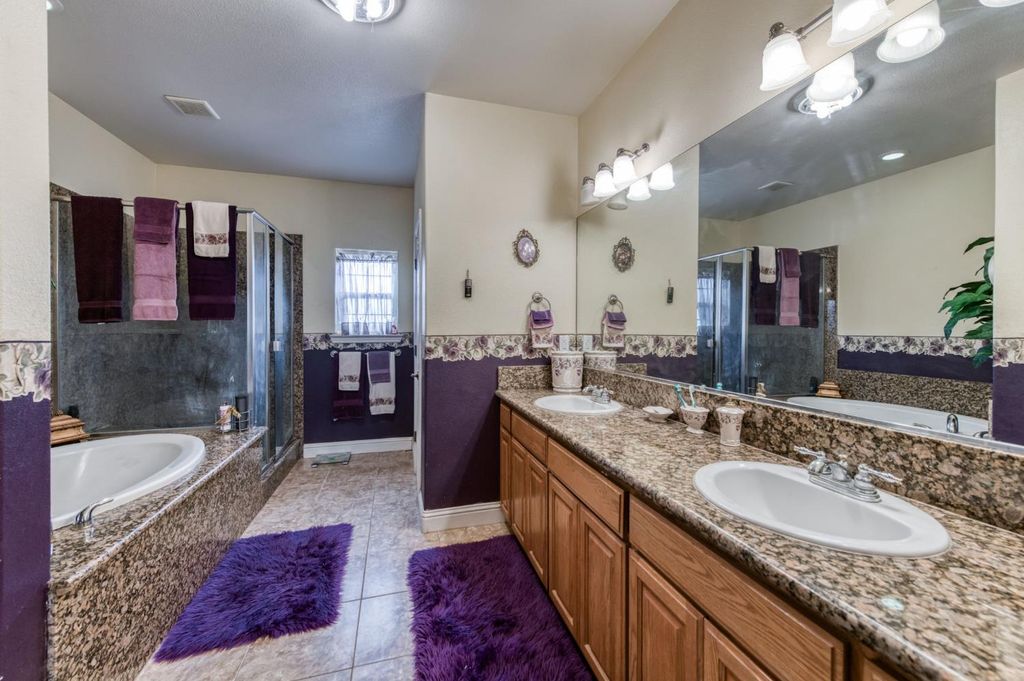 Image 8 of property listing at 25858 Avenue 26, Chowchilla, CA 93610