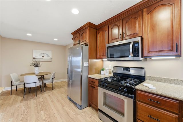 130 Eisner Ave, Bridgeville, PA 15017