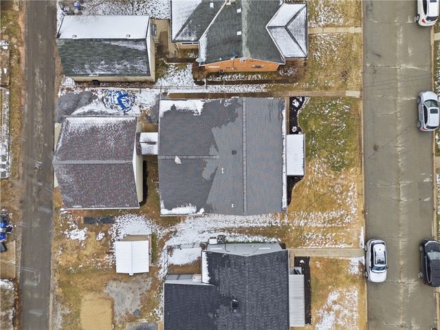 130 Eisner Ave, Bridgeville, PA 15017