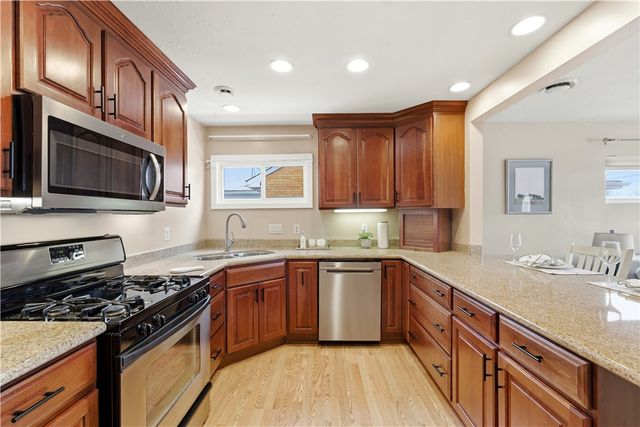 130 Eisner Ave, Bridgeville, PA 15017